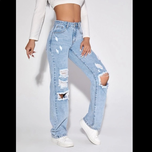 Womens light wash ripped straight leg denim jeans brand new without tags - Picture 4 of 9